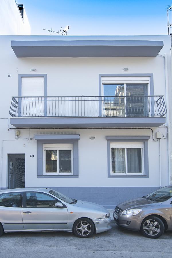 Downtown Rare And Modern Two Storey Building Athen Eksteriør bilde